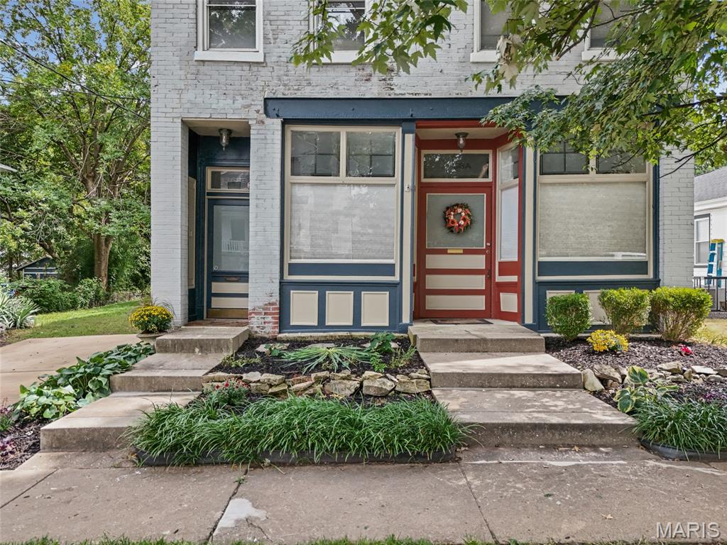 3368 Oxford Boulevard