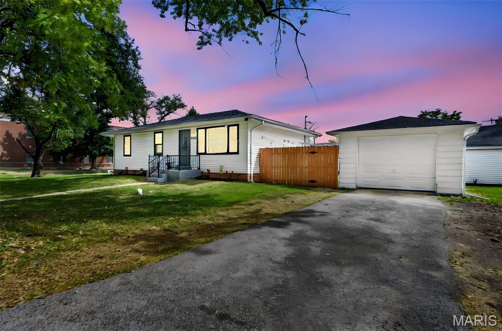 9984 Duke Drive