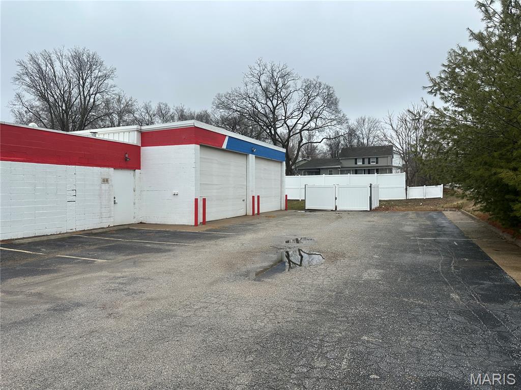 Bompart Terrace - Commercial Sale