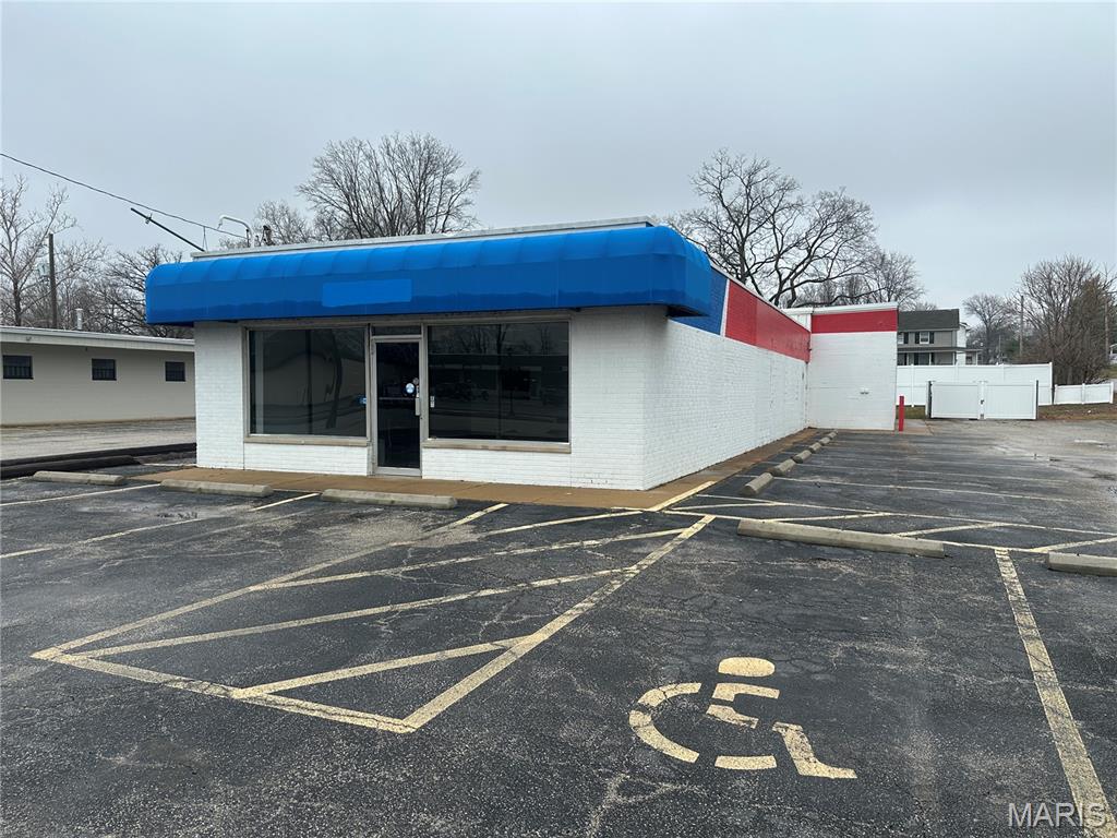 Bompart Terrace - Commercial Sale