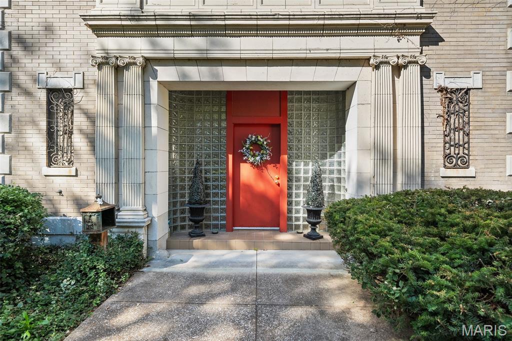 5015 Lindell Boulevard