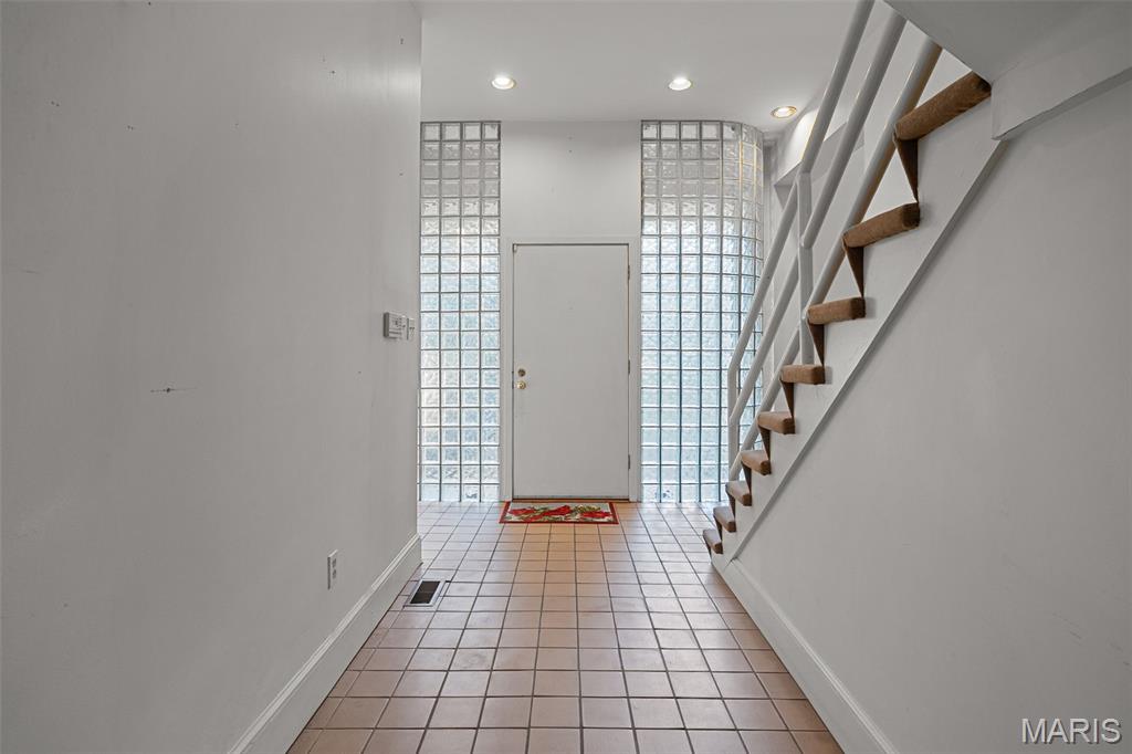 5015 Lindell Boulevard