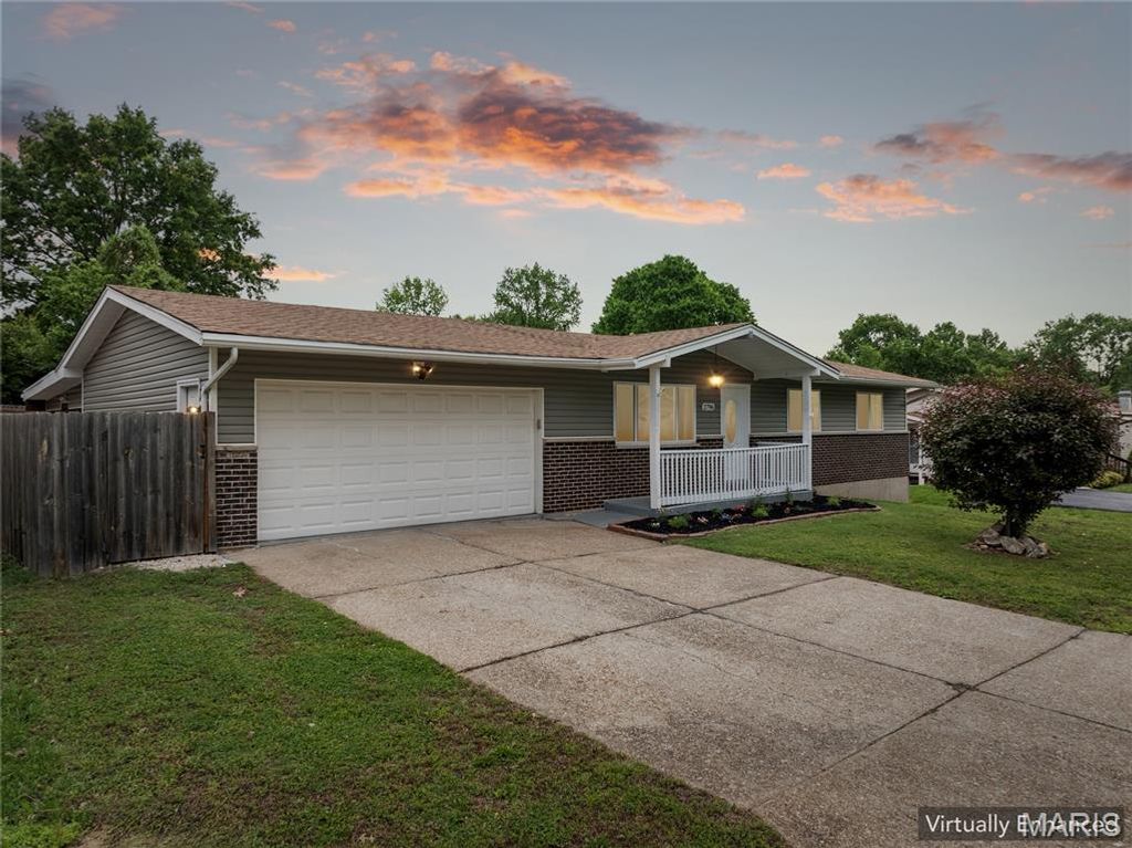 Photo of 2796 Corral Estate, Arnold, MO 63010 (MLS # 26023726)