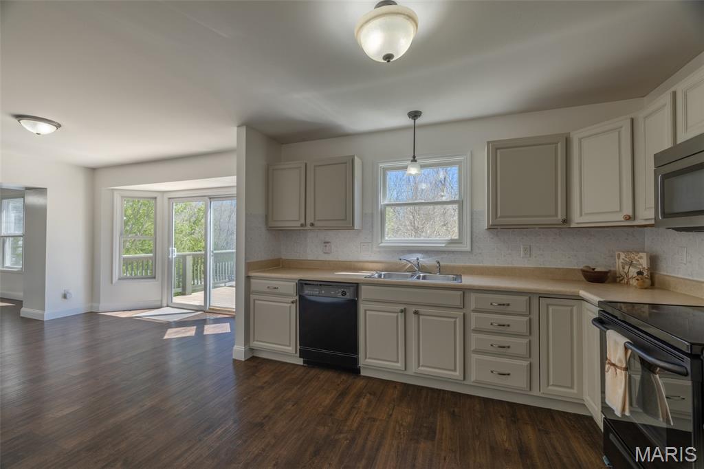 Homefield - Residential