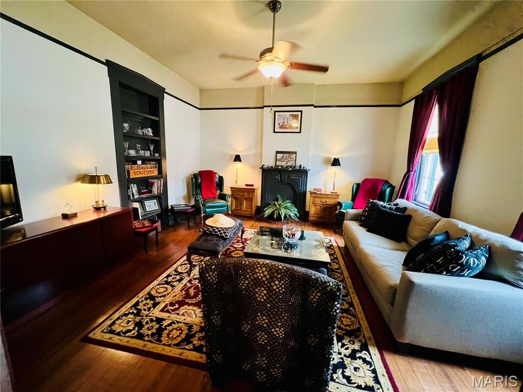 Photo of 611 Elm Street, Washington, MO 63090 (MLS # 26010092)