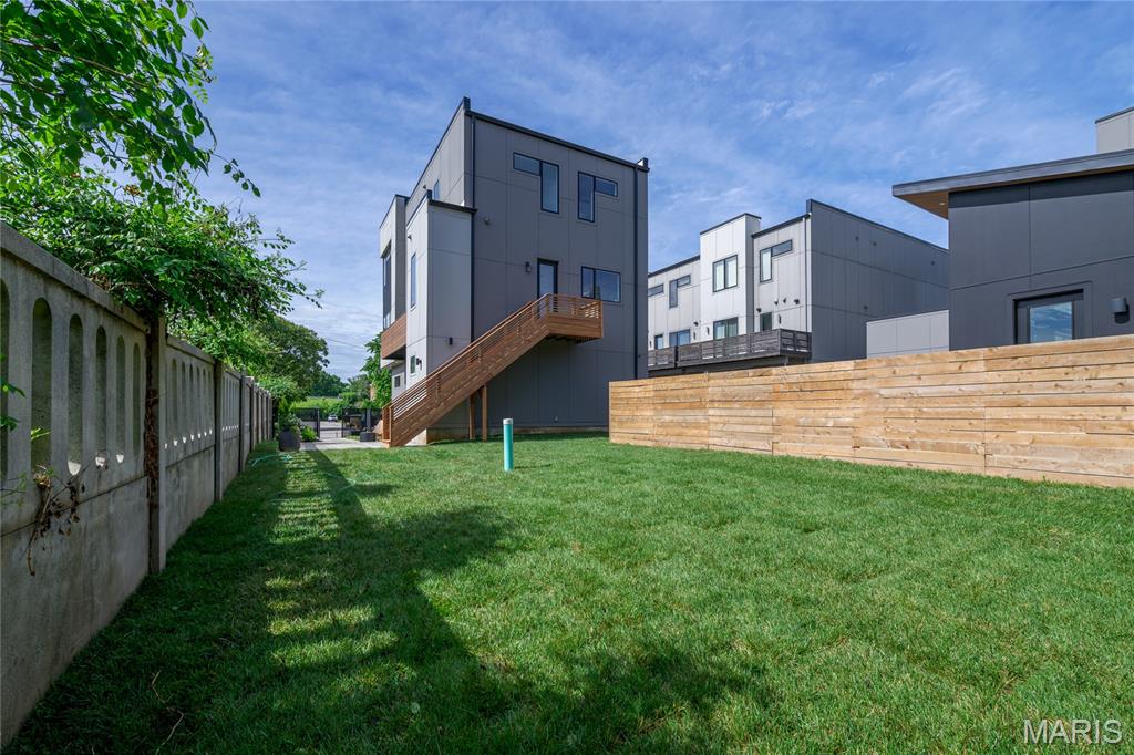 Lafayette & California - Residential