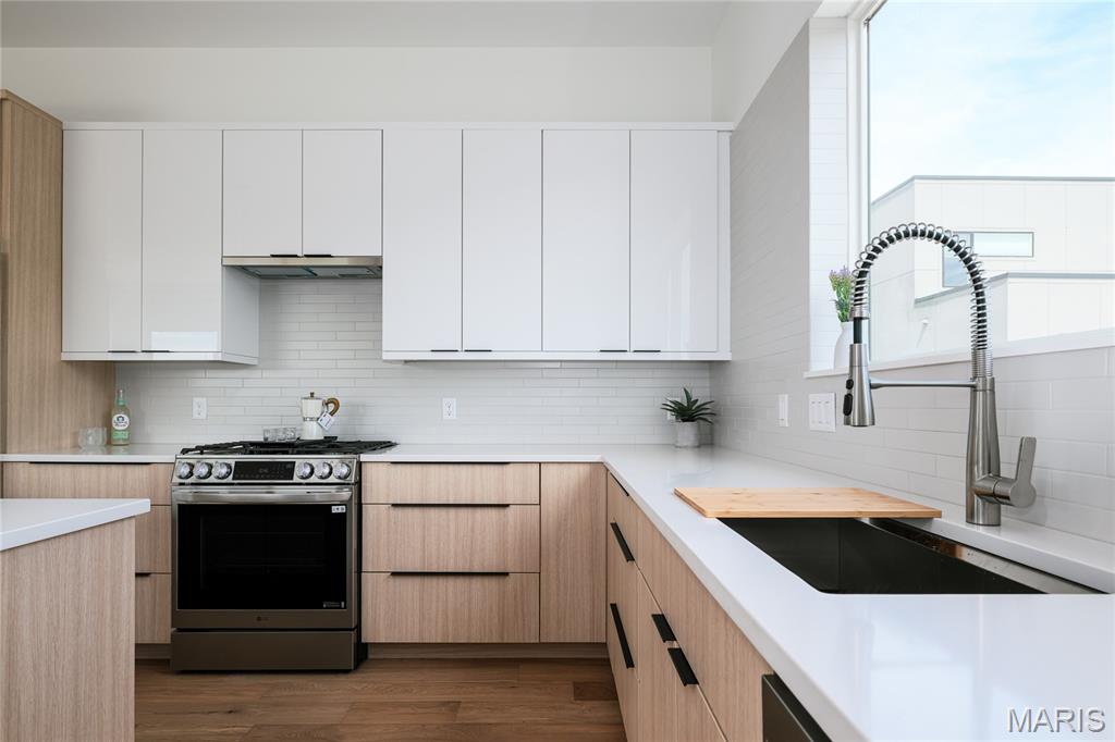 Lafayette & California - Residential