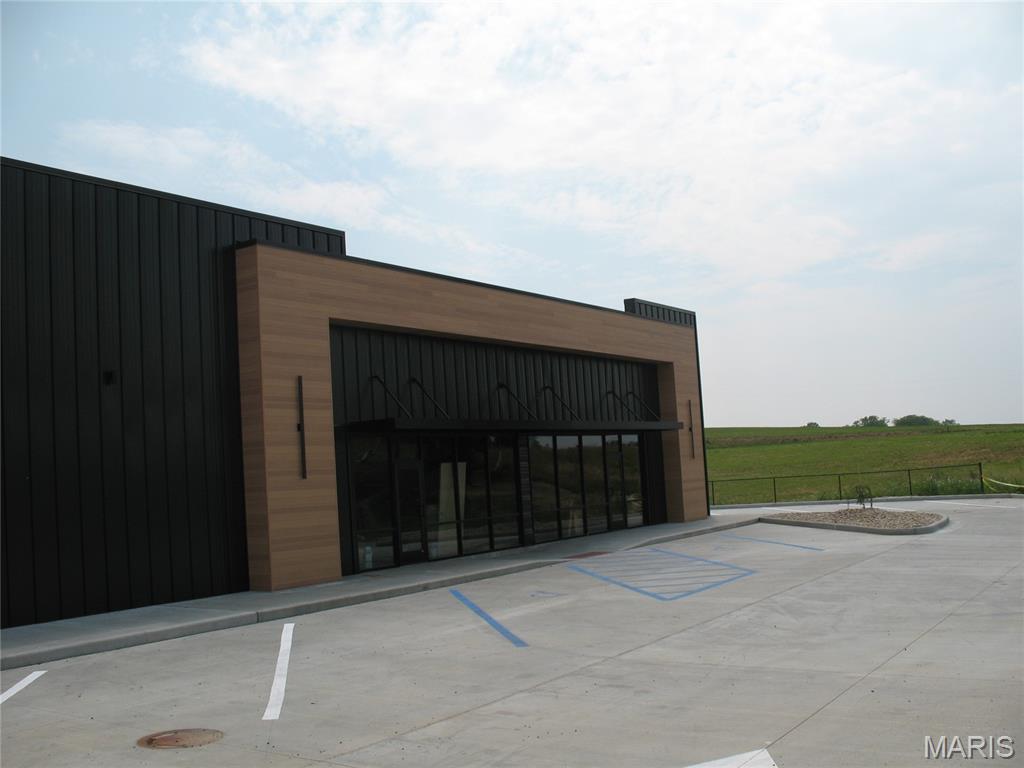 Ab Comm Properties Sub - Commercial Lease