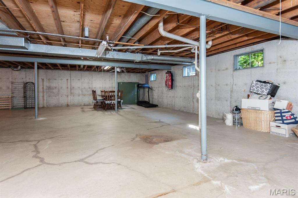 Ferguson, Missouri 63135, United States, 3 Bedrooms Bedrooms, ,2 BathroomsBathrooms,Residential,Coming Soon,223689