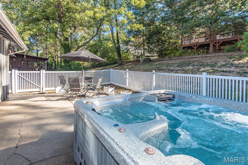 Ferguson, Missouri 63135, United States, 3 Bedrooms Bedrooms, ,2 BathroomsBathrooms,Residential,Coming Soon,223689