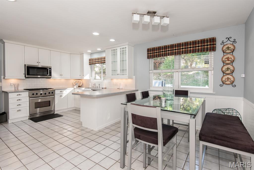 Ferguson, Missouri 63135, United States, 3 Bedrooms Bedrooms, ,2 BathroomsBathrooms,Residential,Coming Soon,223689