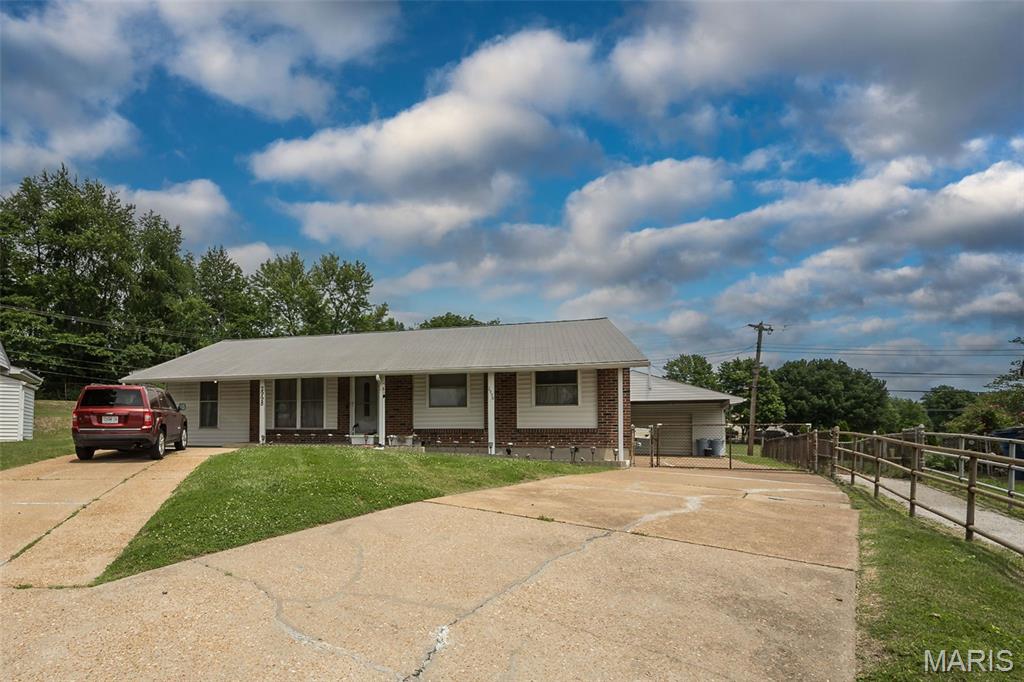 2998 Foxwood Drive
