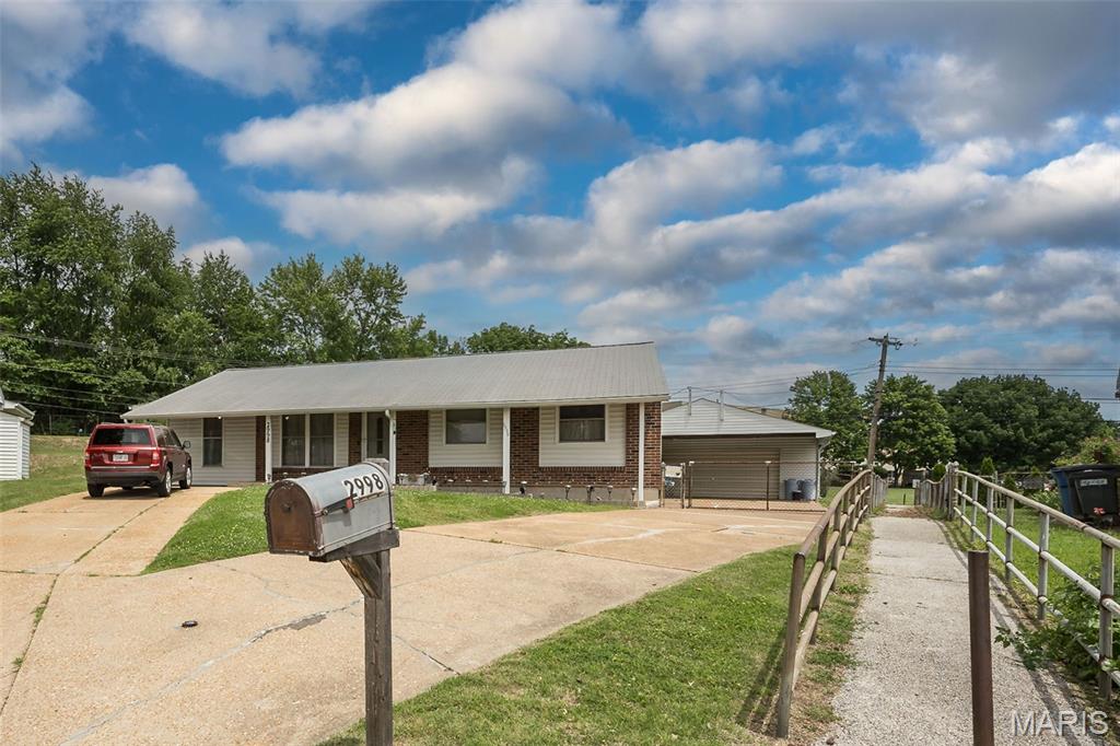 2998 Foxwood Drive
