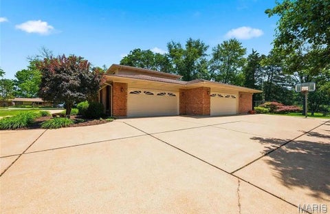 Tiny photo for 14196 Cross Trails Drive, Chesterfield, MO 63017 (MLS # 26065204)