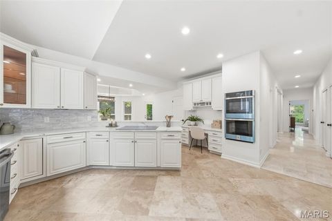 Tiny photo for 655 Old Riverwoods Lane, Chesterfield, MO 63017 (MLS # 26033129)