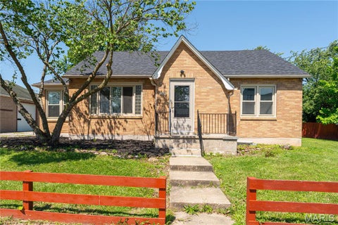 Photo of 103 N Main Street, Auxvasse, MO 65231 (MLS # 26037085)