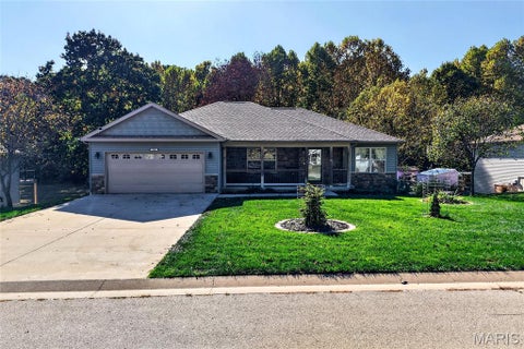 Photo of 132 Sycamore Drive, St Robert, MO 65584 (MLS # 26068104)