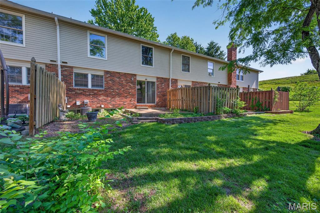 Woodlake Village Condo 4 - Residential