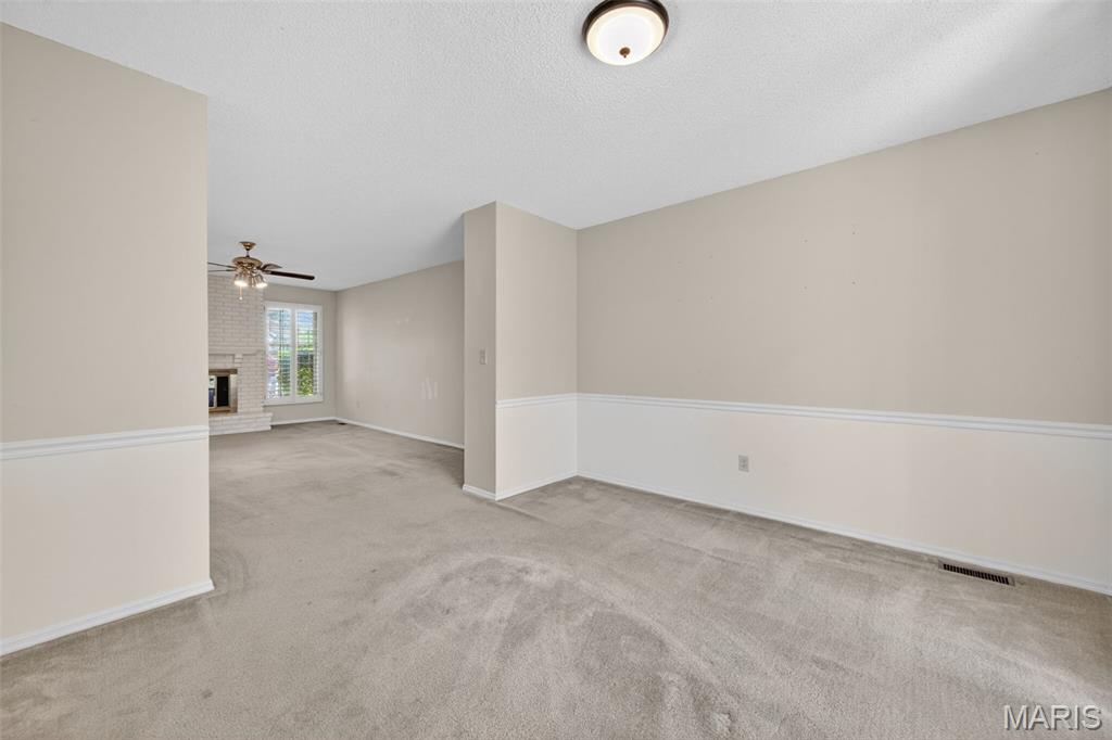 Woodlake Village Condo 4 - Residential
