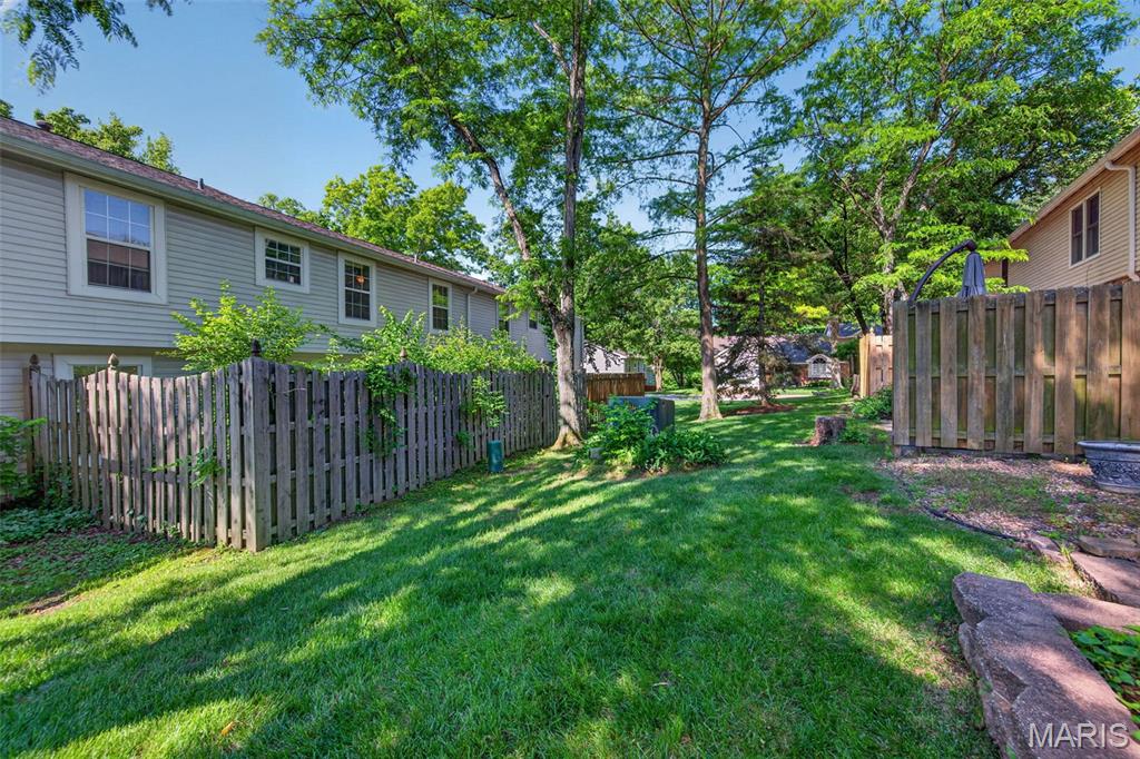 Woodlake Village Condo 4 - Residential