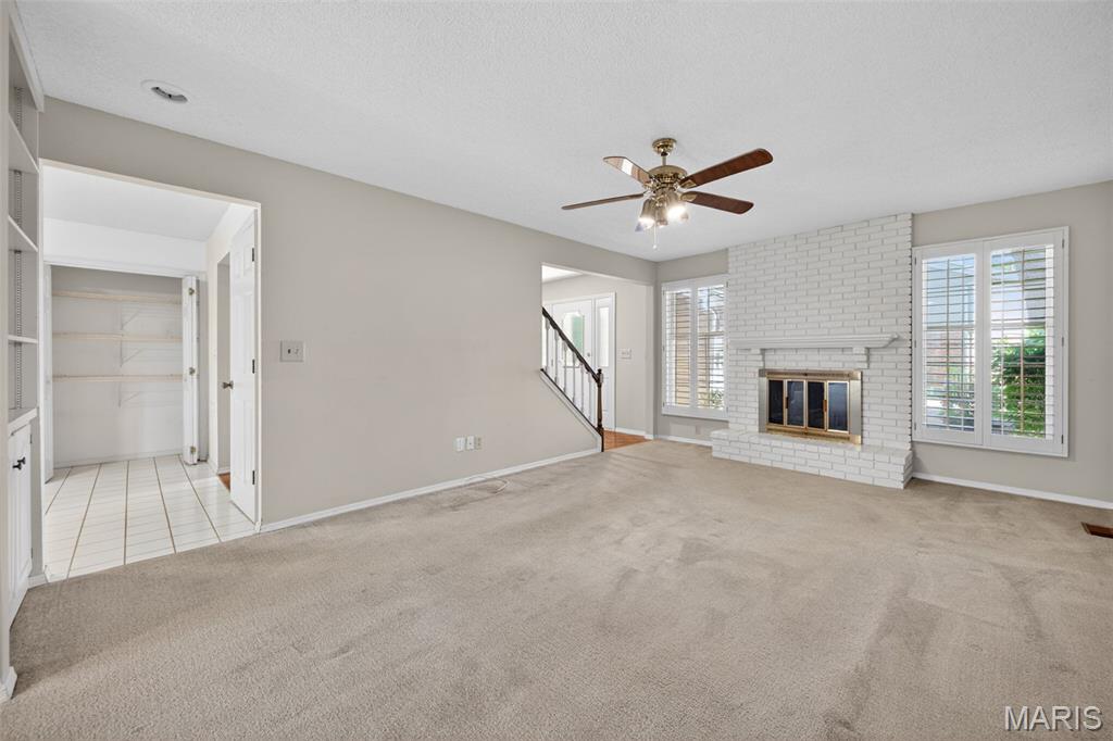 Woodlake Village Condo 4 - Residential