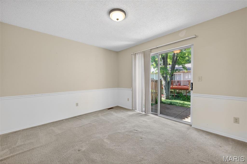 Woodlake Village Condo 4 - Residential