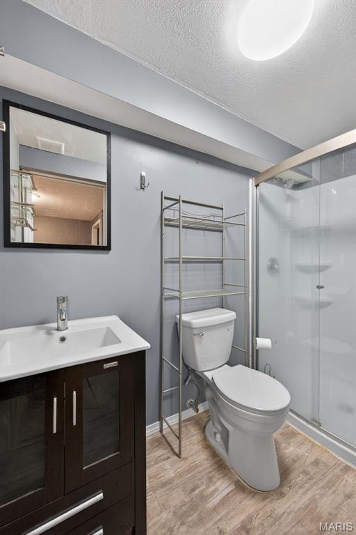 Woodlake Village Condo 4 - Residential
