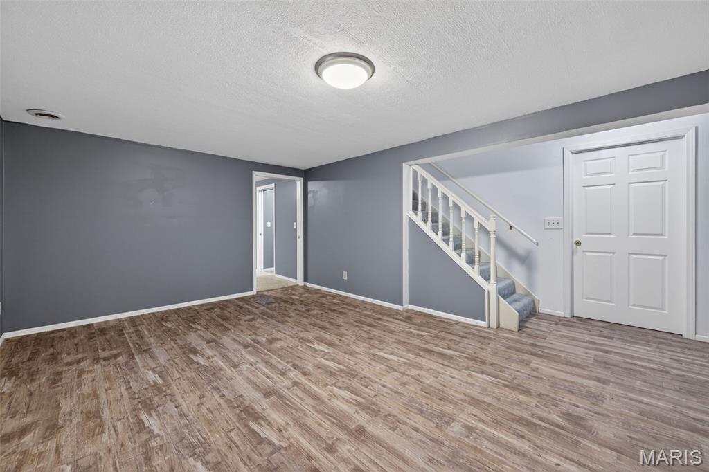 Woodlake Village Condo 4 - Residential