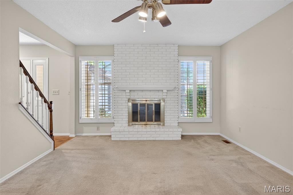 Woodlake Village Condo 4 - Residential