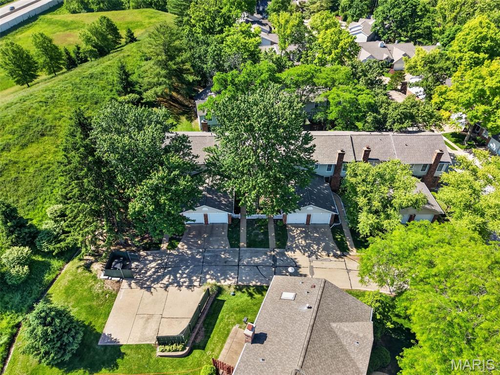 Woodlake Village Condo 4 - Residential