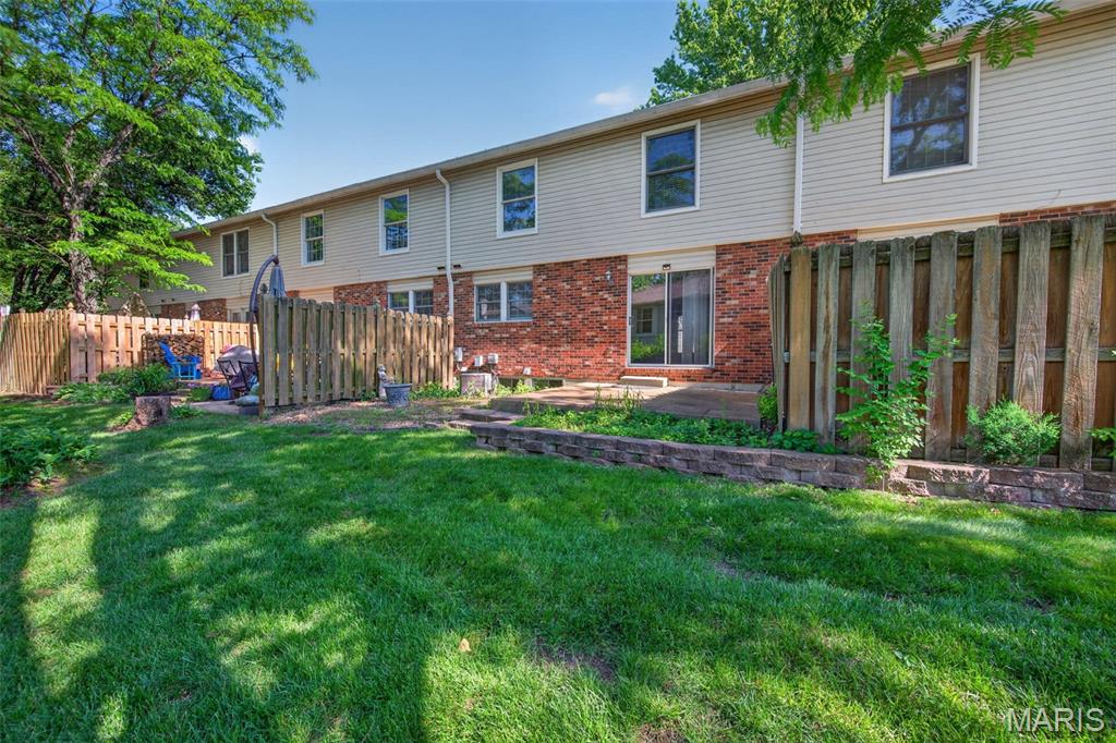Woodlake Village Condo 4 - Residential
