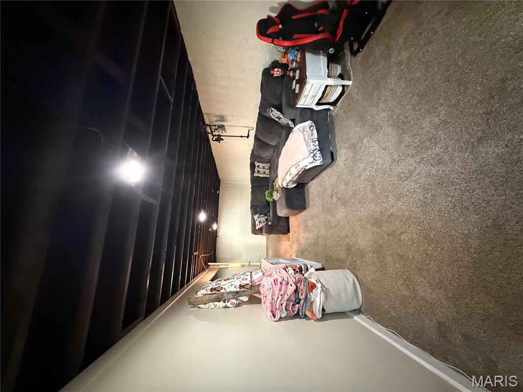 San Fernando Hills 2 - Residential