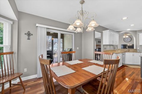 Tiny photo for 118 Spring Tree Court, St Charles, MO 63303 (MLS # 26015089)