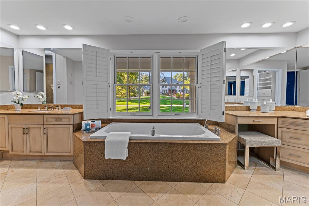 Somerset Downs 2 - Residential