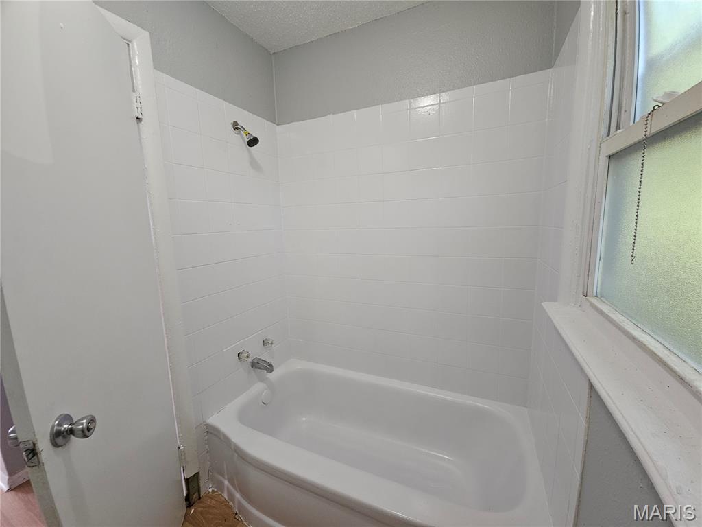 West Walnut Manor - Residential Income