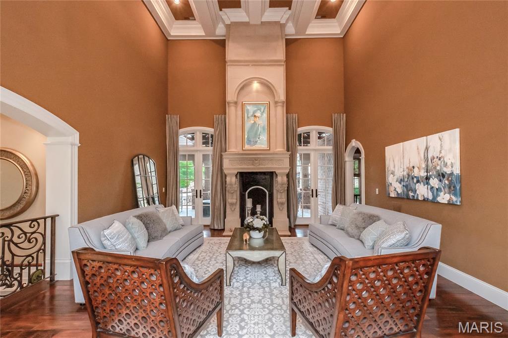 Lynchburg Estates - Farm