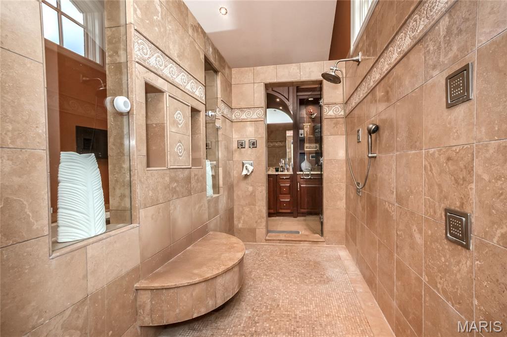 Lynchburg Estates - Farm