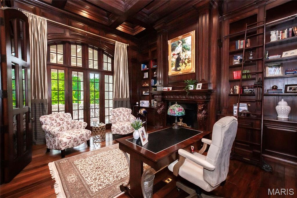 Lynchburg Estates - Farm