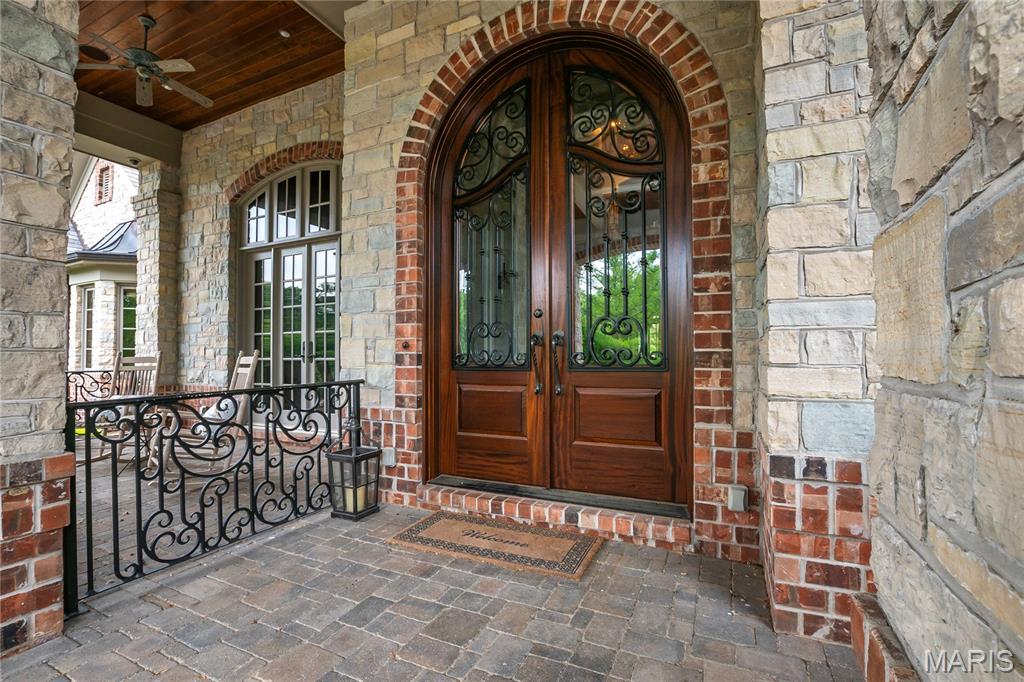 4 Slate River Way