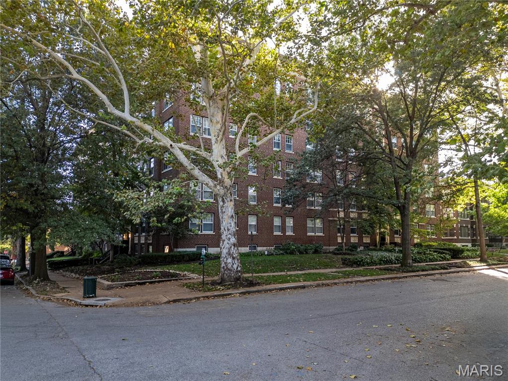 Randolph Condos - Residential