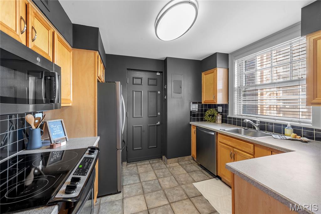 Randolph Condos - Residential