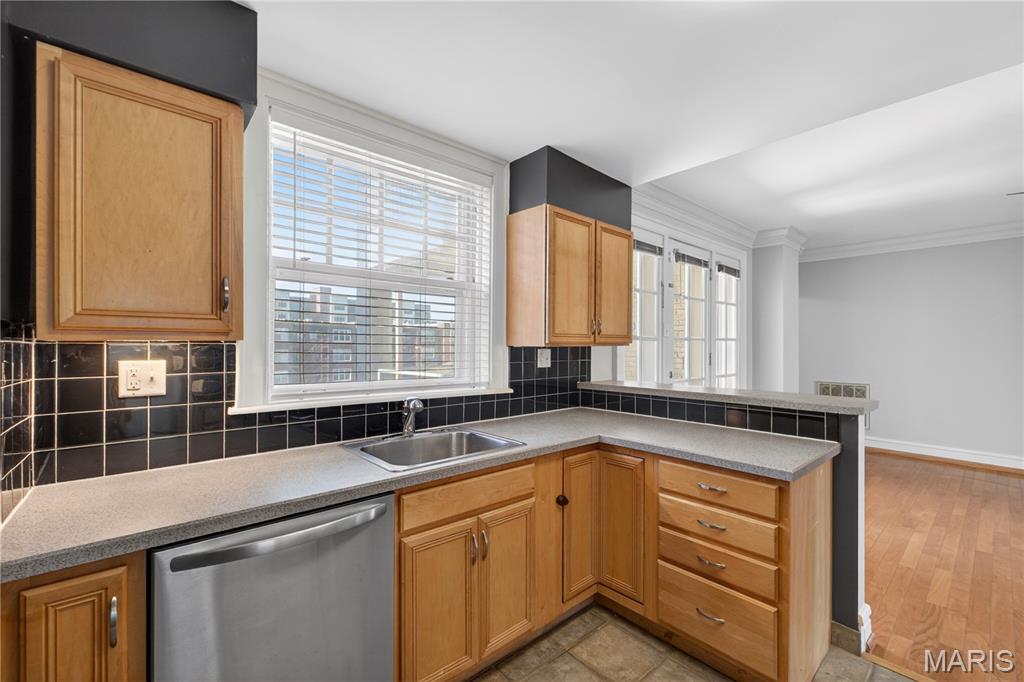 Randolph Condos - Residential