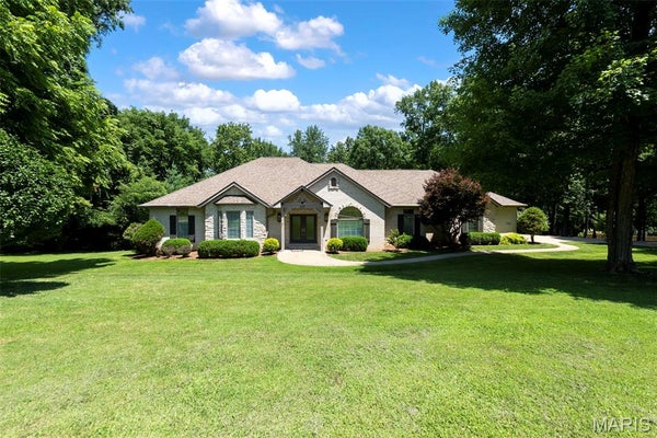 393 KENSINGTON LN, CAPE GIRARDEAU, MO 63701 - Image c5359dbaf5f473a4d97bbb2c35a85caa/415924072