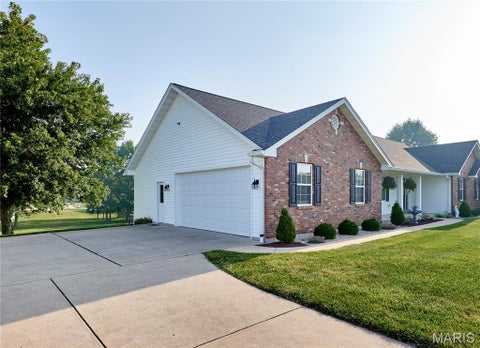 Tiny photo for 509 Bridgeway Drive, Troy, MO 63379 (MLS # 26042189)