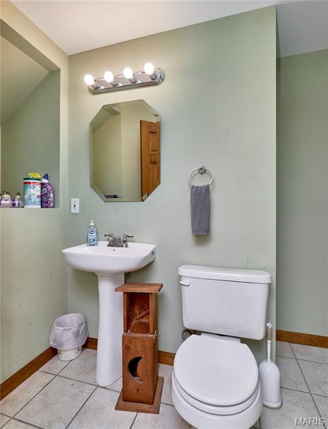 Tiny photo for 509 Bridgeway Drive, Troy, MO 63379 (MLS # 26042189)