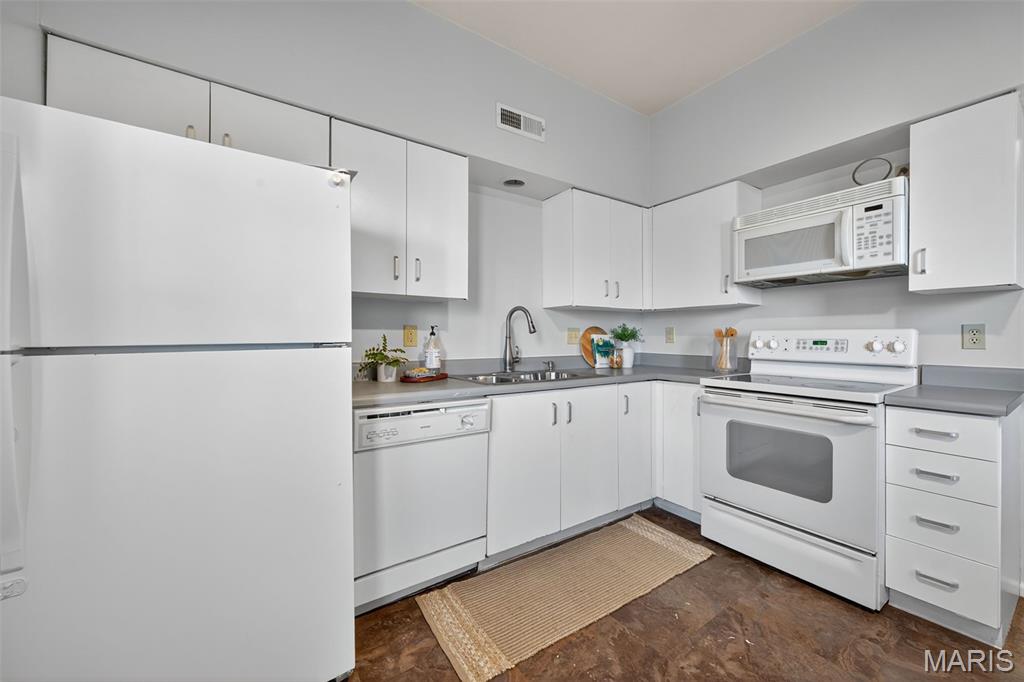 Waterman-Pershing 09 01 F - Residential