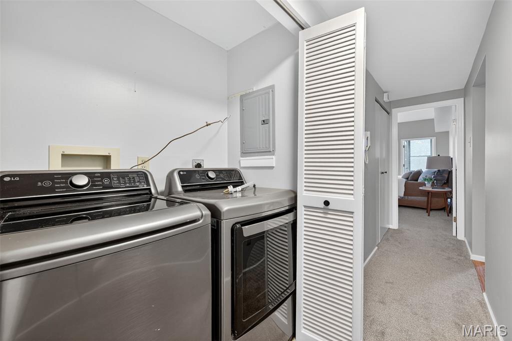 Waterman-Pershing 09 01 F - Residential