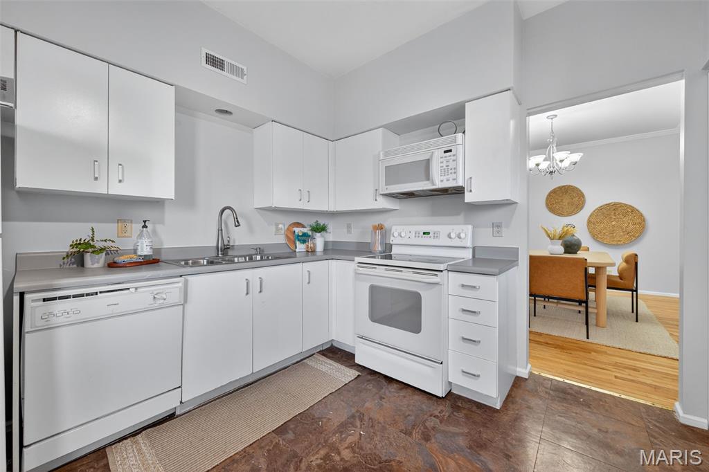 Waterman-Pershing 09 01 F - Residential