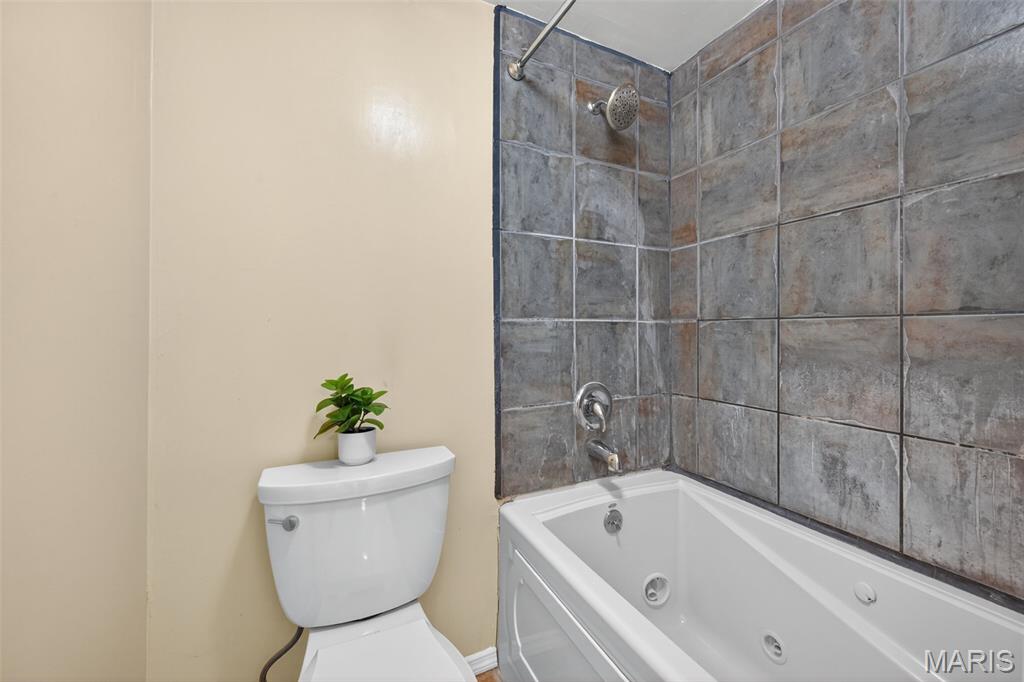 Waterman-Pershing 09 01 F - Residential