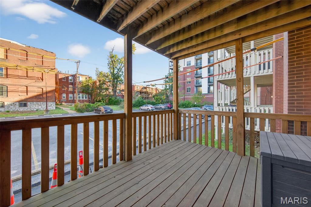 Waterman-Pershing 09 01 F - Residential